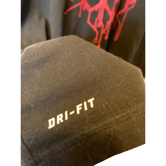 π 2/$30 π Black Nike Basketball T-Shirt with Red Hoop Graphics sz 2X - Picture 3 of 6